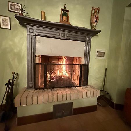 Casa Del Borgo: Appartamento Immerso Nel Verde A/C Bellano Extérieur photo