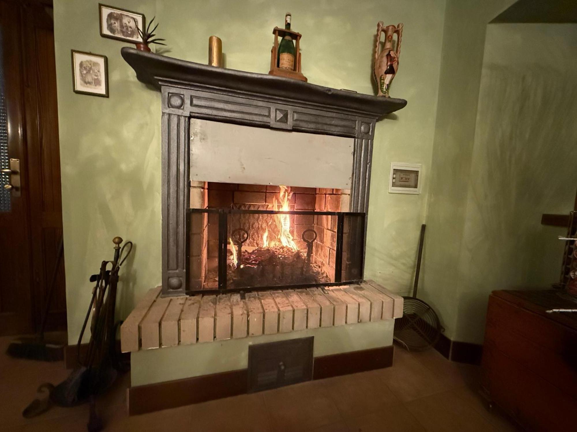 Casa Del Borgo: Appartamento Immerso Nel Verde A/C Bellano Extérieur photo